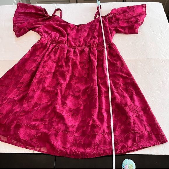 Torrid Burgundy Purple Floral Burnout Chiffon Cold Shoulder Dress 2X‎ - Picture 8 of 10